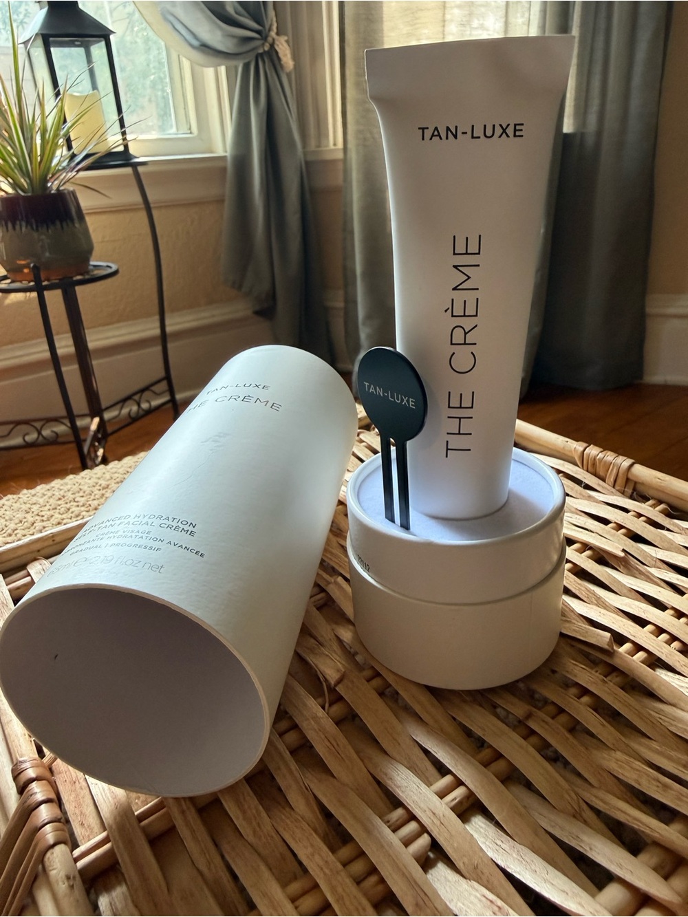 Tan-Luxe The Crème Hydrating Self-Tan Crème — White